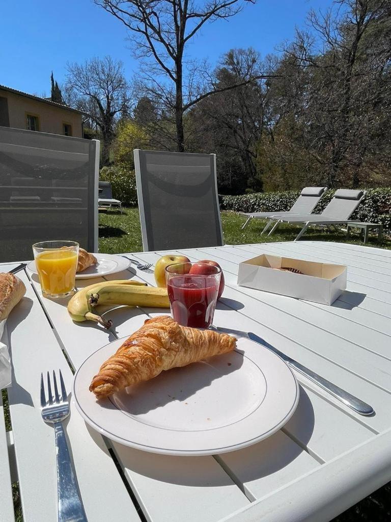 Apartment Aulan, Luxe Et Repos Au Chateau Des Gipieres *